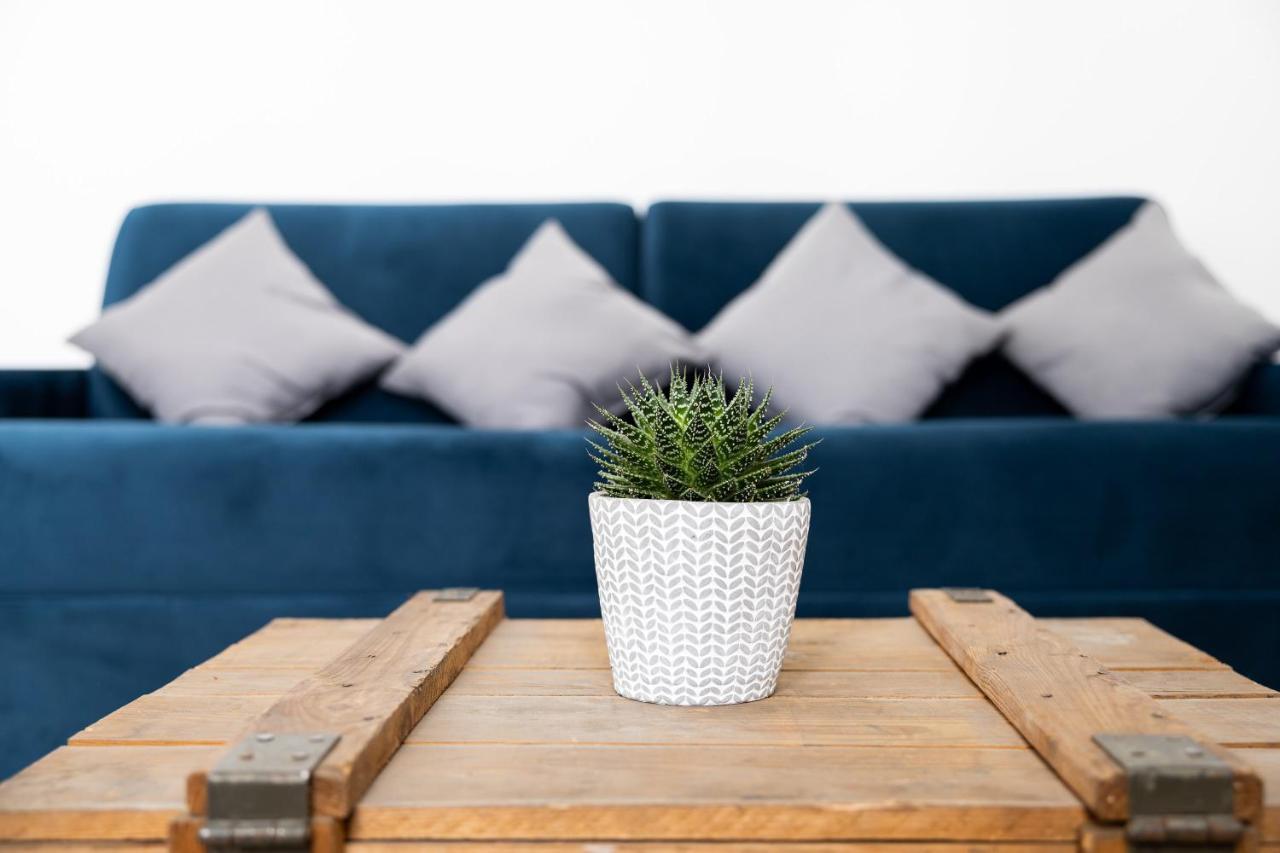 Apartments Am Neuen Theater - Altstadt - Zentral - Kueche - Wifi - Powered By Ko-Living Halle  Luaran gambar